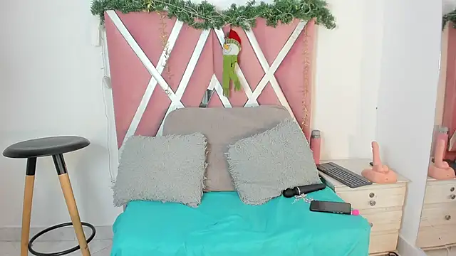 alanismorgan online show from November 2025 04:39:02 PM