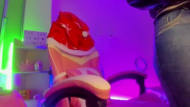 TiffanyBela online show from December 2024 11:36:02 PM