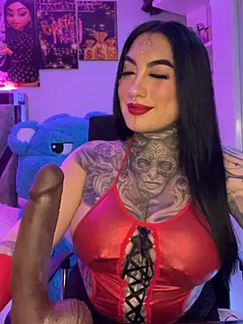 Snapshot of CloeeBeckam chatting on February 2026 03:58:02 AM CloeeBeckam online show from February 2026 03:58:02 AM