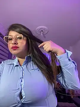 Snapshot of MiiaaJoness chatting on December 2024 03:23:01 PM MiiaaJoness online show from December 2024 03:23:01 PM