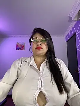 MiiaaJoness online show from December 2025 02:45:02 PM