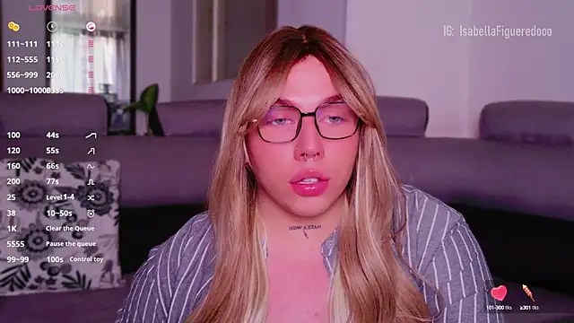 Snapshot of IsabellaFigueredo__ chatting on December 2024 09:00:02 PM IsabellaFigueredo online show from December 2024 09:00:02 PM
