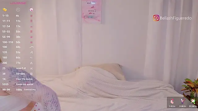 Snapshot of IsabellaFigueredo__ chatting on February 2025 04:15:01 AM IsabellaFigueredo online show from February 2025 04:15:01 AM