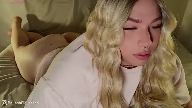 Snapshot of IsabellaFigueredo__ chatting on September 2025 06:35:01 AM IsabellaFigueredo online show from September 2025 06:35:01 AM