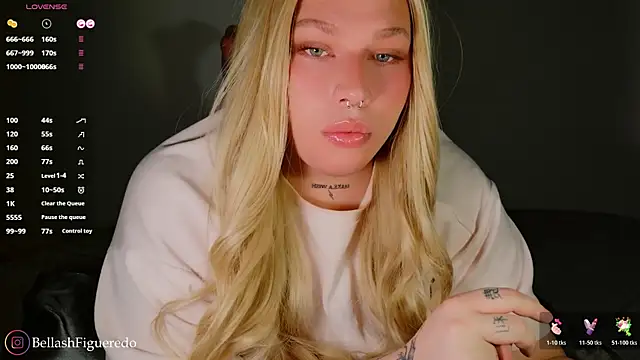 IsabellaFigueredo   online show from December 2025 04:56:01 PM