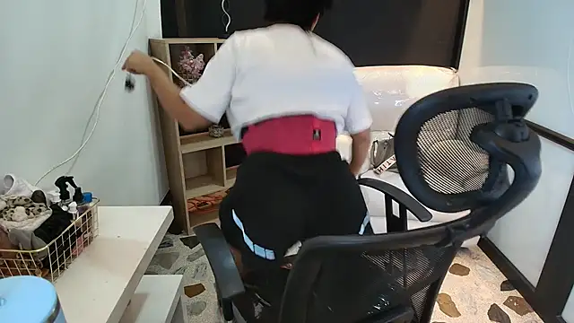 Snapshot of CelesteBrucee chatting on February 2025 08:31:02 PM CelesteBrucee online show from February 2025 08:31:02 PM