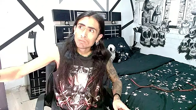 Snapshot of daimon_rockkk chatting on January 2025 03:33:01 AM daimon rockkk online show from January 2025 03:33:01 AM