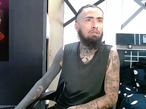 Snapshot of daimon_rockkk chatting on October 2025 05:05:01 AM daimon rockkk online show from October 2025 05:05:01 AM