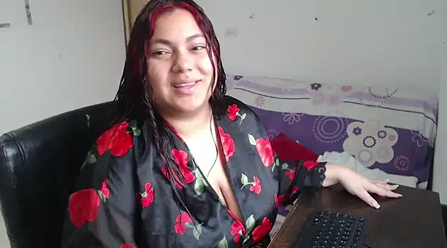 Snapshot of girl_milk2 chatting on February 2025 11:55:01 AM girl milk2 online show from February 2025 11:55:01 AM