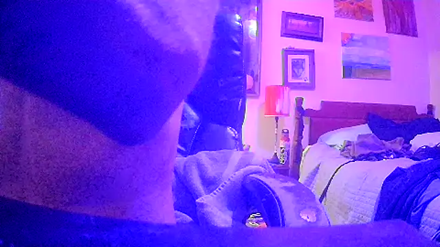 druetrue online show from October 2025 03:42:02 AM