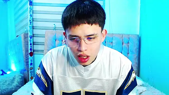  justinmoon2 online show from June 2026 05:13:02 AM
