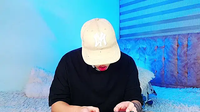  justinmoon2 online show from June 2026 04:39:02 AM