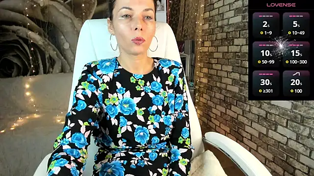 Eva Melow online show from December 2024 05:55:01 PM