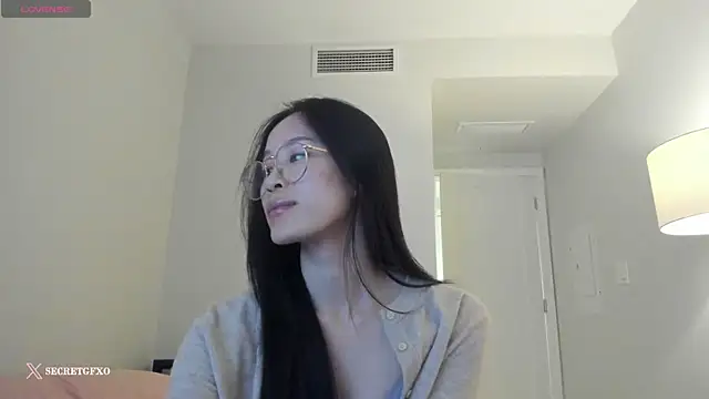 Snapshot of secretgirlfriendxo chatting on February 2025 08:21:02 AM secretgirlfriendxo online show from February 2025 08:21:02 AM