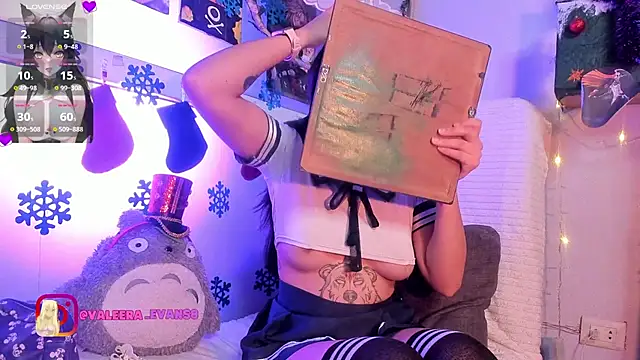 Valeera Evans8 online show from December 2024 06:11:01 AM