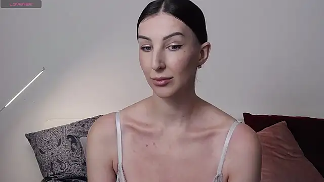 Snapshot of -Allure- chatting on November 2025 08:20:02 PM -Allure- online show from November 2025 08:20:02 PM