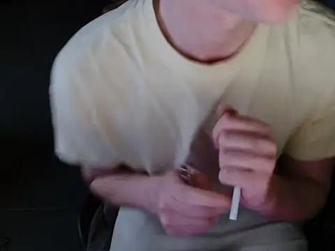 Snapshot of Str8boyy chatting on December 2024 12:00:02 AM Str8boyy online show from December 2024 12:00:02 AM