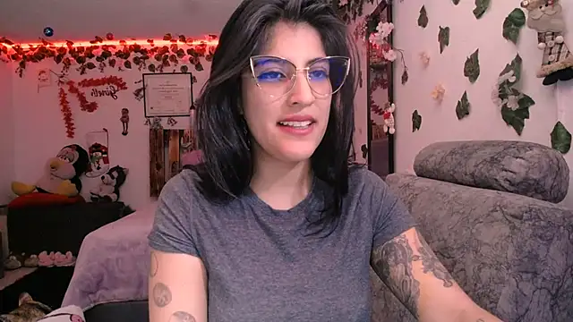 Snapshot of azahar__ziiz chatting on January 2025 07:01:02 AM azahar ziiz online show from January 2025 07:01:02 AM