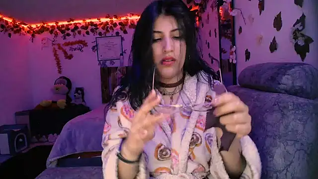 Snapshot of azahar__ziiz chatting on January 2025 08:45:01 AM azahar ziiz online show from January 2025 08:45:01 AM