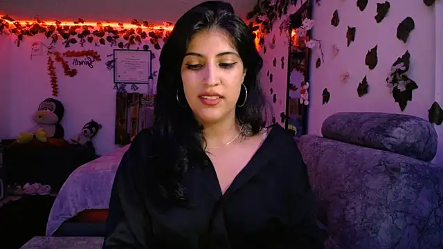 Snapshot of azahar__ziiz chatting on January 2025 10:44:01 PM azahar ziiz online show from January 2025 10:44:01 PM