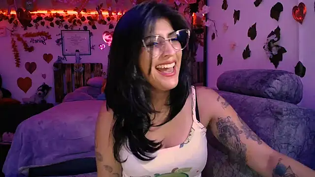 Snapshot of azahar__ziiz chatting on February 2025 12:27:01 AM azahar ziiz online show from February 2025 12:27:01 AM