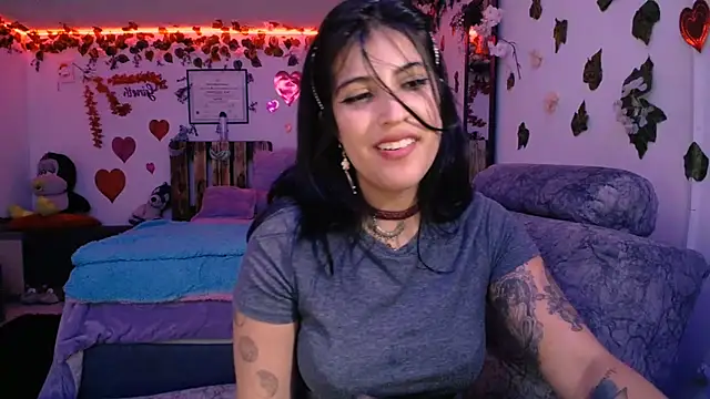 Snapshot of azahar__ziiz chatting on February 2025 10:37:01 PM azahar ziiz online show from February 2025 10:37:01 PM