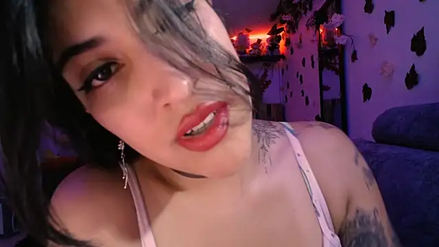 Snapshot of azahar__ziiz chatting on March 2025 12:32:02 PM azahar ziiz online show from March 2025 12:32:02 PM