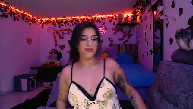 Snapshot of azahar__ziiz chatting on March 2025 02:14:02 AM azahar ziiz online show from March 2025 02:14:02 AM