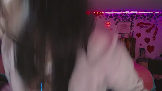 Snapshot of azahar__ziiz chatting on September 2025 12:10:02 AM azahar ziiz online show from September 2025 12:10:02 AM