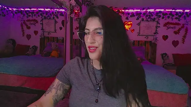 Snapshot of azahar__ziiz chatting on September 2025 10:56:02 PM azahar ziiz online show from September 2025 10:56:02 PM