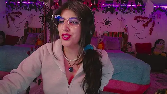 Snapshot of azahar__ziiz chatting on October 2025 11:13:02 PM azahar ziiz online show from October 2025 11:13:02 PM