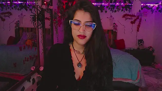 Snapshot of azahar__ziiz chatting on October 2025 12:56:02 AM azahar ziiz online show from October 2025 12:56:02 AM