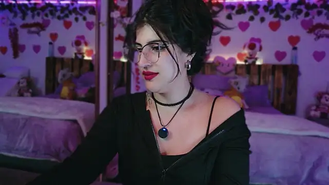 Snapshot of azahar__ziiz chatting on May 2026 11:33:01 PM azahar ziiz online show from May 2026 11:33:01 PM