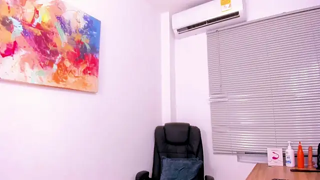 eileen tanihara online show from February 2026 06:26:01 AM