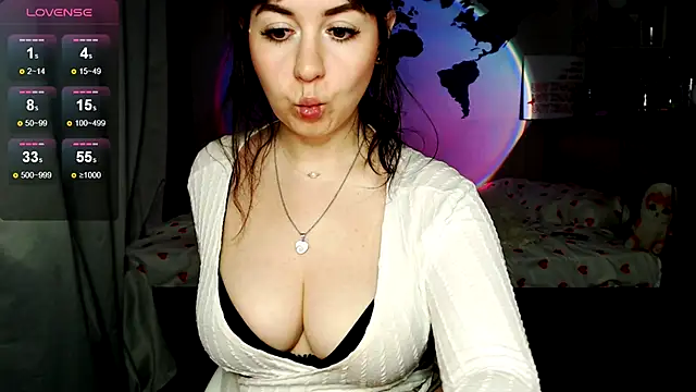 Snapshot of missgenevaonceagain_ chatting on October 2025 02:55:01 AM missgenevaonceagain online show from October 2025 02:55:01 AM