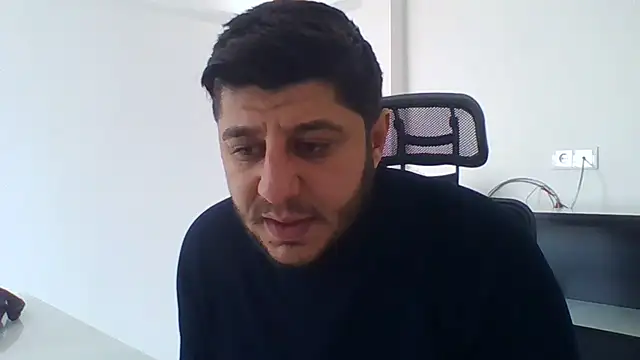 Snapshot of erkekkkadam chatting on January 2025 06:54:01 AM erkekkkadam online show from January 2025 06:54:01 AM