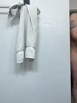 ft2022W online show from March 2025 04:46:01 PM