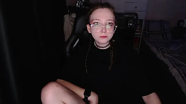 Snapshot of AmeliaKamishiro chatting on November 2025 02:17:02 AM AmeliaKamishiro online show from November 2025 02:17:02 AM