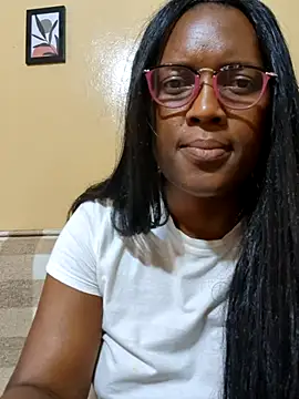 Snapshot of Malaika_Nkosi chatting on September 2025 01:44:02 PM Malaika Nkosi online show from September 2025 01:44:02 PM