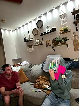 Snapshot of MnM4ever chatting on January 2026 07:56:02 AM MnM4ever online show from January 2026 07:56:02 AM