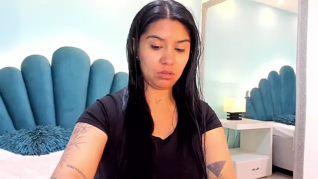 Snapshot of sharlott18 chatting on November 2025 01:45:01 PM sharlott18 online show from November 2025 01:45:01 PM