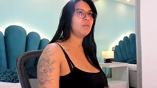 Snapshot of sharlott18 chatting on November 2025 01:55:01 PM sharlott18 online show from November 2025 01:55:01 PM