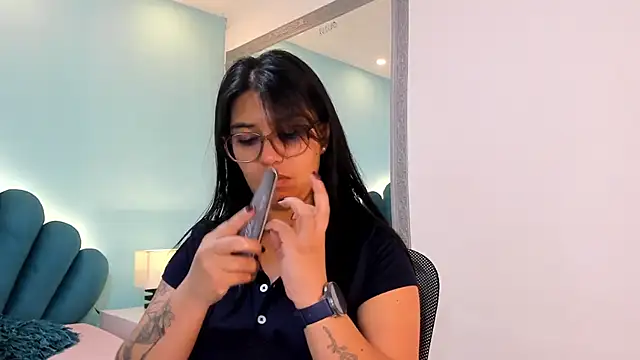 Snapshot of sharlott18 chatting on December 2025 10:02:01 AM sharlott18 online show from December 2025 10:02:01 AM