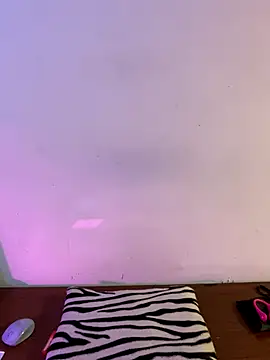 Snapshot of Felicia_smok3 chatting on October 2025 03:23:02 AM Felicia smok3 online show from October 2025 03:23:02 AM