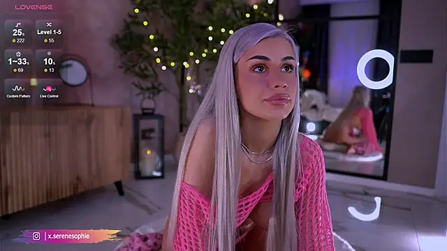 Serene Sophiex online show from April 2026 09:34:01 PM
