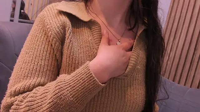 Eva Macalliter online show from October 2025 03:07:01 AM