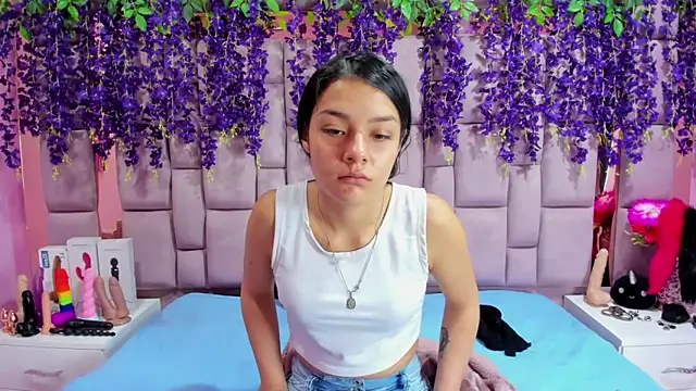 Bich Anal  online show from January 2025 01:09:02 PM