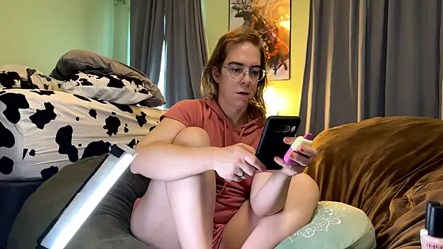 Snapshot of Linzy_19 chatting on March 2026 06:13:01 PM Linzy 19 online show from March 2026 06:13:01 PM