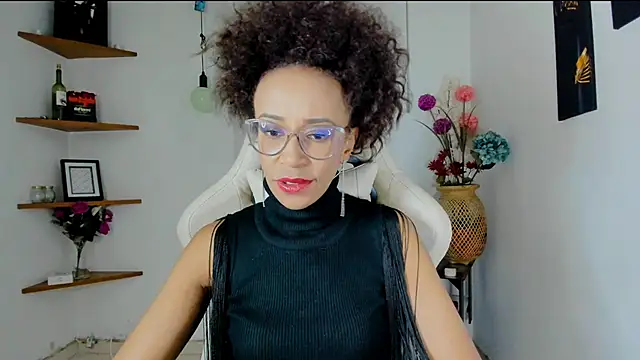Snapshot of ScarlettMalbec chatting on January 2025 11:30:01 PM ScarlettMalbec online show from January 2025 11:30:01 PM