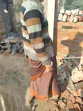 COUPLLE VILLAGE online show from February 2026 03:44:02 AM